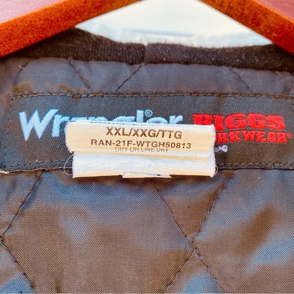 Wrangler Riggs Workwear Full Zip Red Pink Black Plaid Hooded Jacket XXL 27x31 - Picture 7 of 7